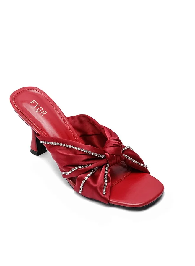 فايور صندل نسائي ساتان بعقدة